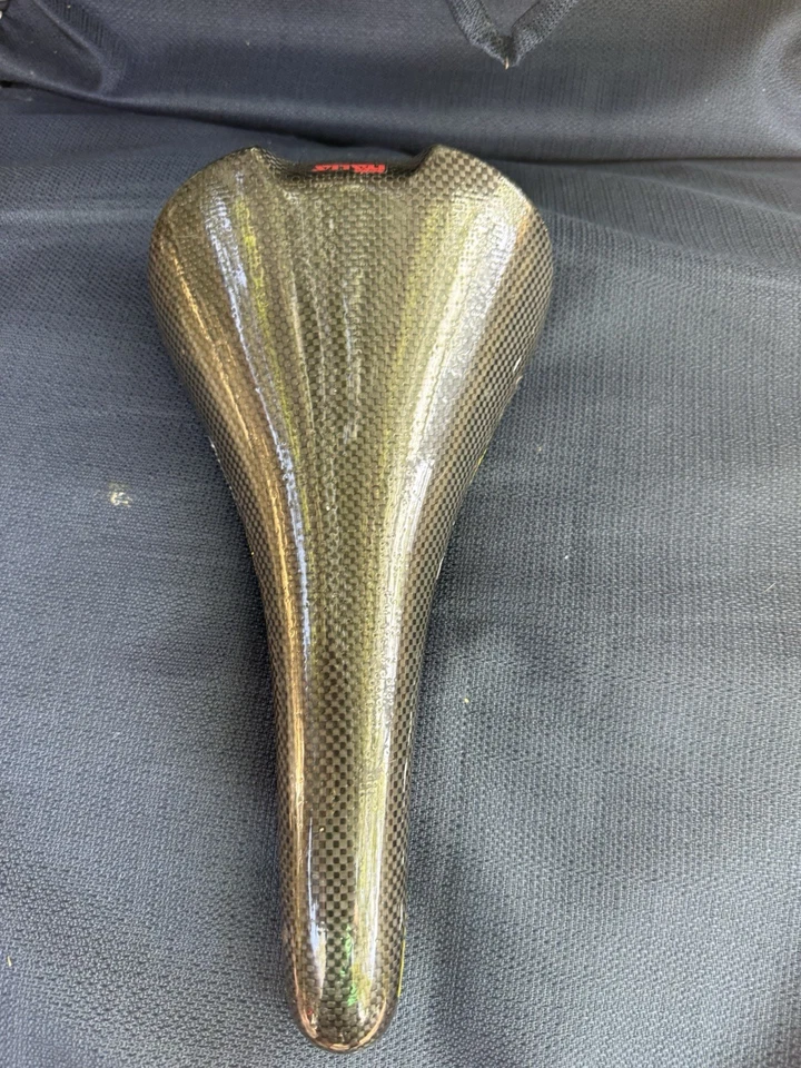 Selle ITALIA Flight EVOlution CARBON FIBER Saddle Titanium Rails - Image 1 of 4