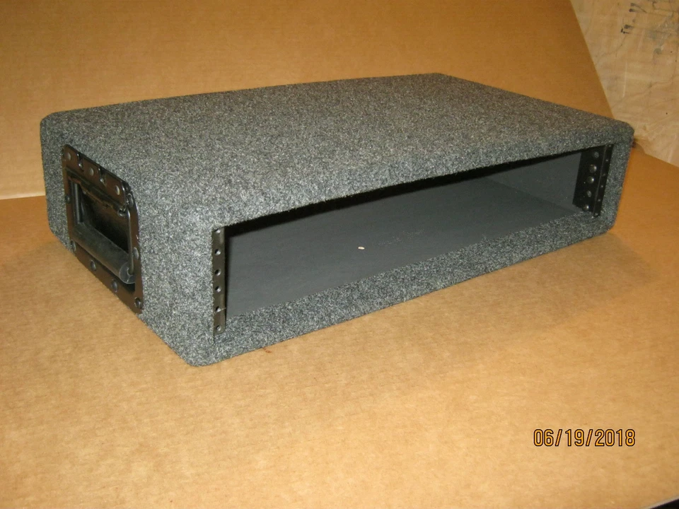 Pearson 2 Space Simple Rack Grey