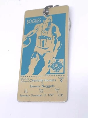 Винтажный Charlotte Hornets Muggsy Bogues Золотой Билет Брелок/Сувенир 1992  - Изображение 1 из 4