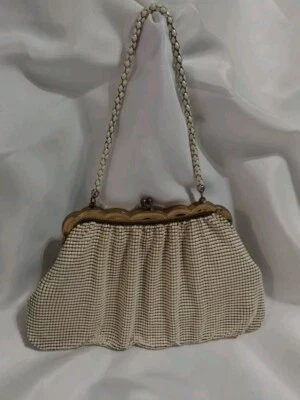Purse/Handbag 1940's Off White alumesh Whiting & Davis Clutch Made In The USA - Image 1 of 4