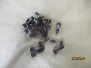 MERCEDES BENZ CLK230 W208 2001 TUERCAS DE RUEDA - Imagen 1 de 1