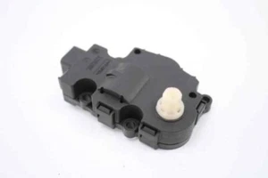 K9749005 motore apertura riscaldamento per AUDI A4 2.0 TDI CR 2008 270579 - Picture 1 of 4