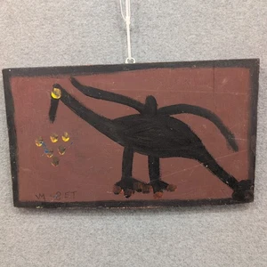 Pintura original roja y negra firmada por Moisés T Tico Bird sobre arte popular de madera rescatada - Imagen 1 de 8