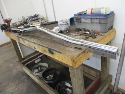 NOS 1968 雪佛兰 Impala 前保险杠镀铬中心栏 Belair Biscayne Caprice — 第 1/4 张图片