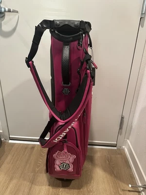 ENVÍO EL MISMO DÍA - Bettinardi Golf Pink Lucky Cat Tour Dept... Bolso VESSEL SUNDAY III Foto 1 de 4