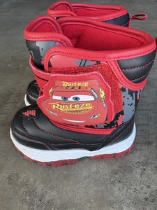Toddler boys Cars light up snow boots size 7 Black And Red Lightning Mcqueen - Picture 1 of 7
