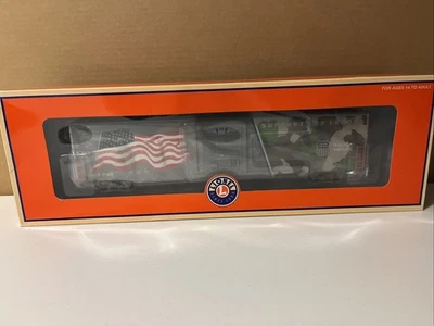 Lionel 6-85408 -  “Support Our Troops” LED Flag Boxcar UP #1943 - O Gauge - LN - Image 1 of 4