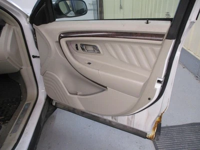 Used Front Right Door Interior Trim Panel fits: 2011 Ford Taurus  Grade A Foto 1 de 4