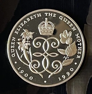 Falklands SILVER 5 Pounds 1990 “Queen Mother’s Birthday - Picture 1 of 4