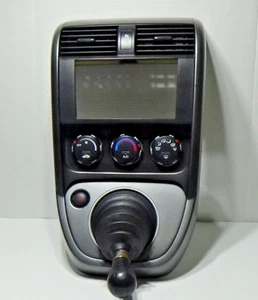 2003-2008 Honda Element Radio Climate Control Switch Panel Airvents - Picture 1 of 13