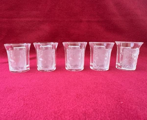 Set of 5 Lalique France Frosted Les Enfants Crystal Panels Shot Glasses 1 3/4" - Picture 1 of 15