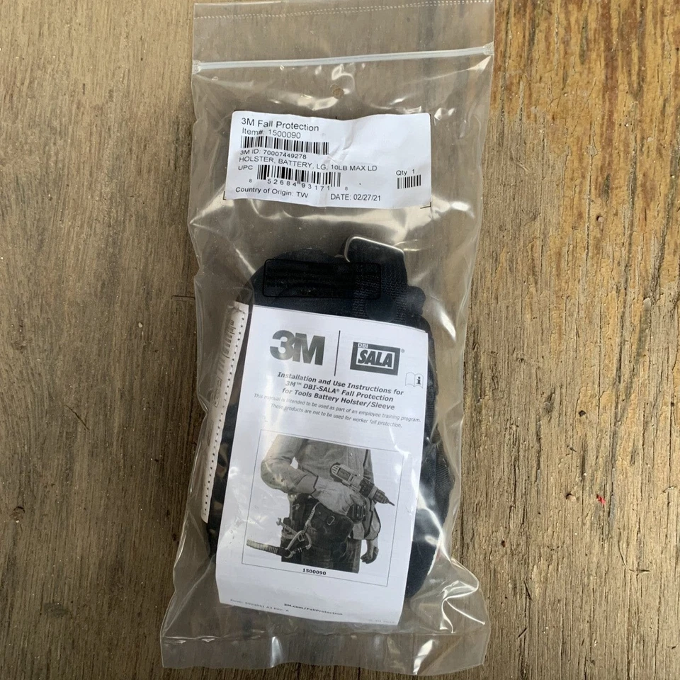 3M 1500090 Large Battery Holster - New Surplus - Image 1 of 2