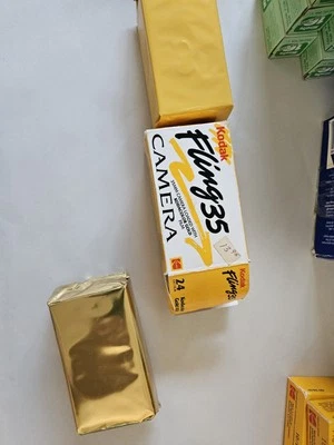 Caja abierta - Cámaras fotográficas Kodak FunSaver 35 mm Fling 35 de un solo uso caducadas más Foto 1 de 4