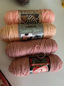LOT MIXED VTG BRANDS 4 YARN SKEINS: RED HEART, CARON WINTUK, CARON SIMPLY SOFT - Picture 1 of 15