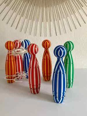 29 ⚜️ Ancien Jouet Enfant Déco Jeu de 7 Quilles en Plastique Vintage - Photo 1/4