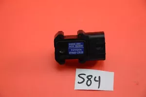 JC584 1996-1998 Lexus ES300 Toyota Camry Vapor Pressure sensor 89460-33030 - Picture 1 of 5
