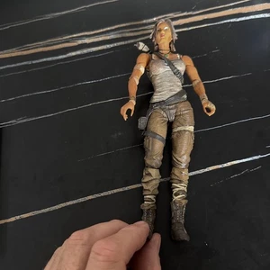 TOMB RAIDER - PS3 Edición Coleccionista - Kit de Supervivencia SOLO FIGURA - Imagen 1 de 8