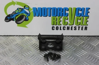 Soporte de pivote del tanque de combustible Suzuki GSXR 750 SRAD 1996 a 1999 GSXR750 GSX-R B163 Foto 1 de 4