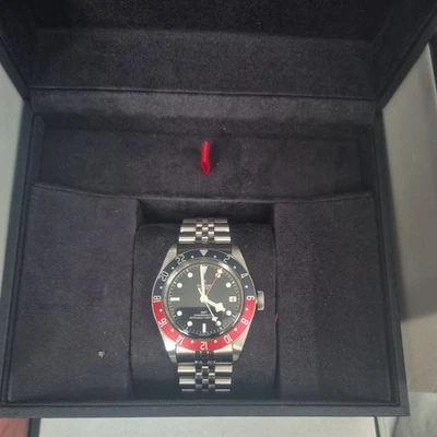 TUDOR Black Bay 2022 | M79830RB | GMT Pepsi | Full set Warranty | Jubilee Nato - Image 1 of 4