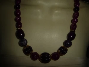 VTG GRADUATED MAROON & BLACK PLASTIC BEADS BIB 10'' L NECKLACE #15/22 - Picture 1 of 6