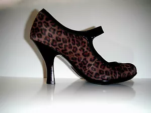 $110 Sofft Farra Suede Animal Print Mary Jane Dress Shoe sz 6M - Picture 1 of 1