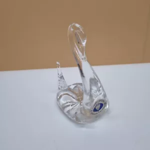 Peso de papel soplado a boca de cisne de cristal de Tutbury de colección inglés plomo completo corte a mano - Imagen 1 de 9