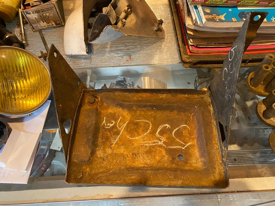 Chevrolet Bel Air 150 210 1955 1956 bandeja de batería Foto 1 de 4