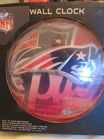 NIB NFL NEW ENGLAND PATRIOTS WALL CLOCK - DECORATED FACE GRAPHICS Cover