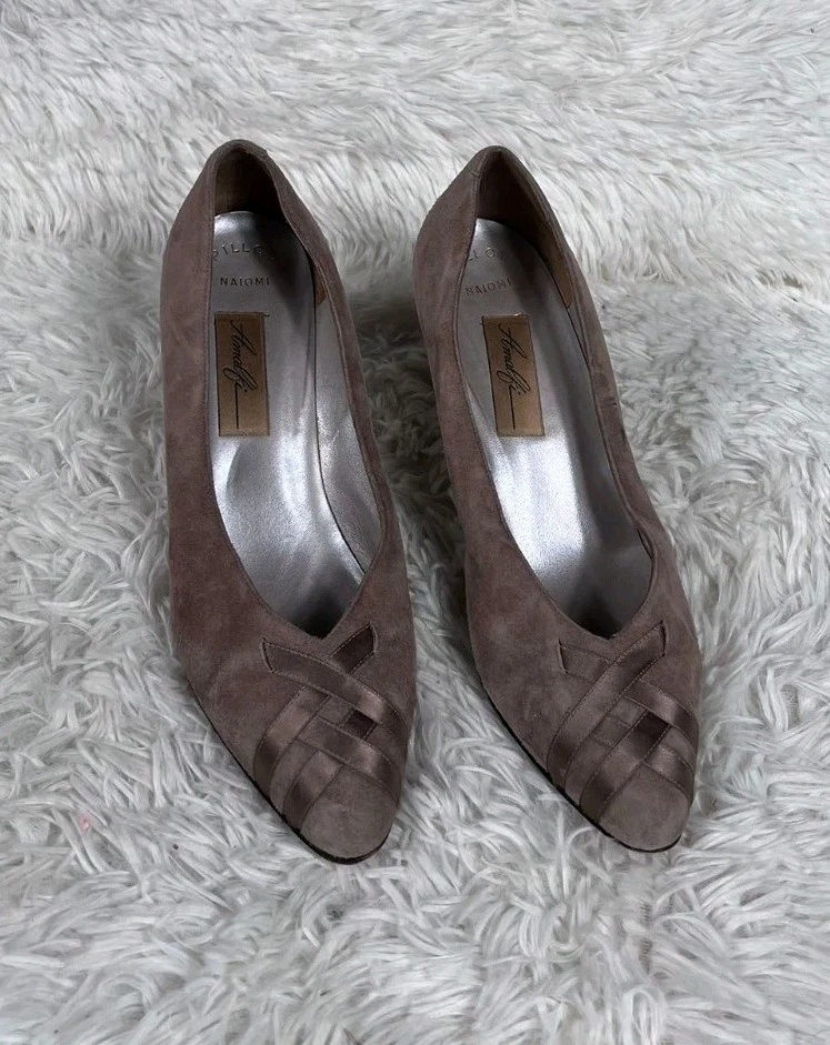 Sapato Feminino Salto Amalfi Tamanho 9B Camurça Bronzeada Travesseiro Naiomi Feito na Itália - Imagem 1 de 4