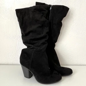 Torrid schwarze geraffte Kunst-Wildleder-Absatzstiefel – Größe 8WW - Bild 1 von 7