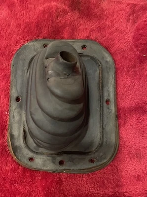 BOTA DE CAMBIO 73-87(91) OEM CHEVY GMC NP205 - BLAZER K30 K20 K5 CARROCERÍA CUADRADA Foto 1 de 3