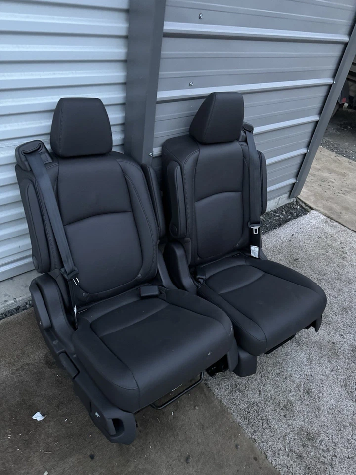 Honda Odyssey Elite 2018-2022 segunda fila asiento trasero derecho izquierdo OEM marrón Foto 1 de 3