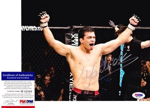 Foto a color de LYOTO MACHIDA ""El Dragón"" firmada/autografiada de UFC 8x10 - PSA M82360 - Imagen 1 de 1