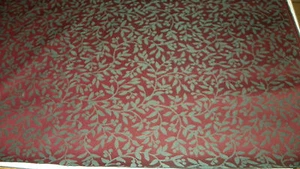 Burgunderrot & Grün Blatt Druck Stoff Polsterung - 1 Yard - Bild 1 von 1