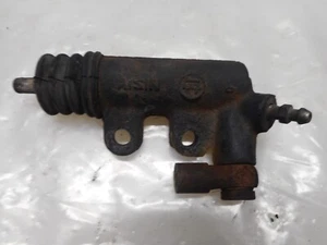 2001 CHEVROLET PRIZM SLAVE CYLINDER - Picture 1 of 6