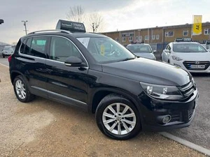 VOLKSWAGEN TIGUAN 2.0 TDI BLUE MOTION TEC SE SUV 5DR DIESEL 4WD MANUAL - Picture 1 of 20