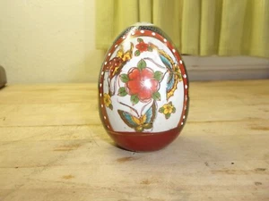 vintage asian hand painted porcelain egg butterflies and flowers FREE SHIPPING - Picture 1 of 13