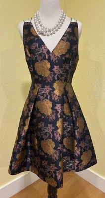 TOPSHOP PRECIOSO DISEÑO Azul Marino Flores Doradas Vestido de Noche Cóctel Talla 6 Foto 1 de 4