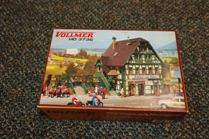 Vollmer # 3736 HO Unbuilt Model Kit Inn with Interior for Train Layouts - Picture 1 of 7