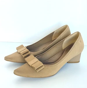 VIVAIA Titli tacco a punta fiocco nudo marrone taglia US 10 EU 41 tessuto riciclato - Foto 1 di 8