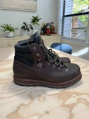 Hanwag Bergler Mens 11 Hiking Boots – Vibram Sole Obenaufs Treated Brown Leather - Image 1 of 4