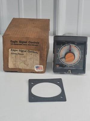 NEW DANAHER CONTROLS EAGLE SIGNAL Eagle HG100 TIMER 0-150min NEW IN BOX u12 - Image 1 of 2