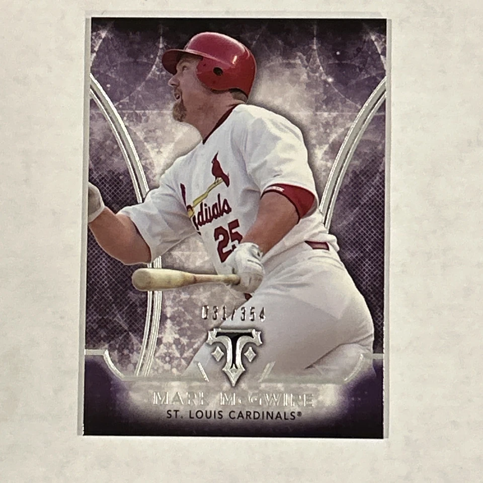 2015 Topps Triple Threads Amethyst #92 Mark McGwire /354 St. Louis Cardinals - Image 1 of 4