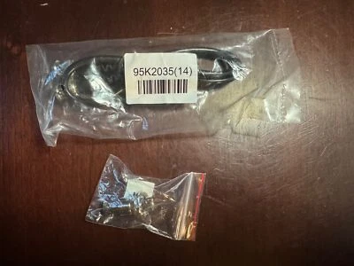 Cable de antena Shure 2' BNC a BNC 95K2035 y adaptador de mamparo BNC 95A8994 Foto 1 de 4