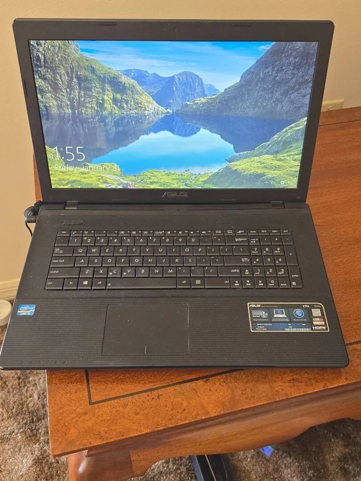 Asus X75A 17" i5-3210M 2.5GHz 12GB 256GB SSD Win10 - EXCELLENT CONDITION - Image 1 of 4