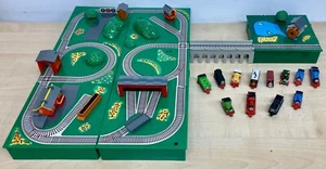 ERTL - Thomas the Tank Engine Shining Time Station Miniature Adventure play set - Picture 1 of 9