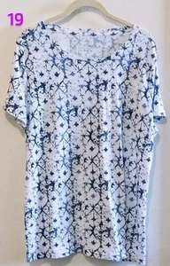 Sonoma Goods For Life The Everyday Tee Womens XL Blue Floral Short Sleeve Top - Picture 1 of 4