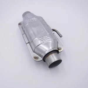 Eastern Catalytic Converter 93166 2-1/2" ID for 2002-2009 Chevy Trailblazer - Picture 1 of 3