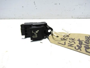 LAND ROVER DISCOVERY SPORT 2015-19 AUSLÖSESCHALTER FÜR RÜCKSITZBANK (7ST) P0216 - Bild 1 von 8