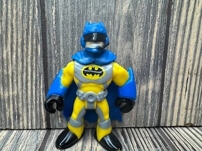 Fisher Price DC Super Friends Imaginext BATMAN versión amarilla azul y gris Foto 1 de 4